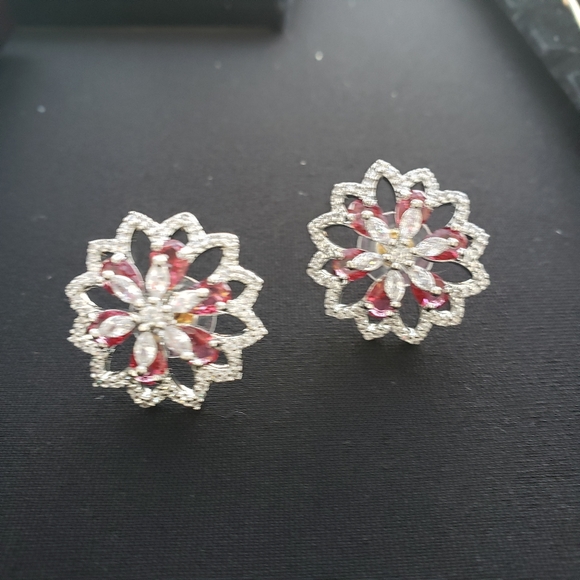 COPY - NWT Diamond Earrings with Ruby stones - Picture 6 of 6